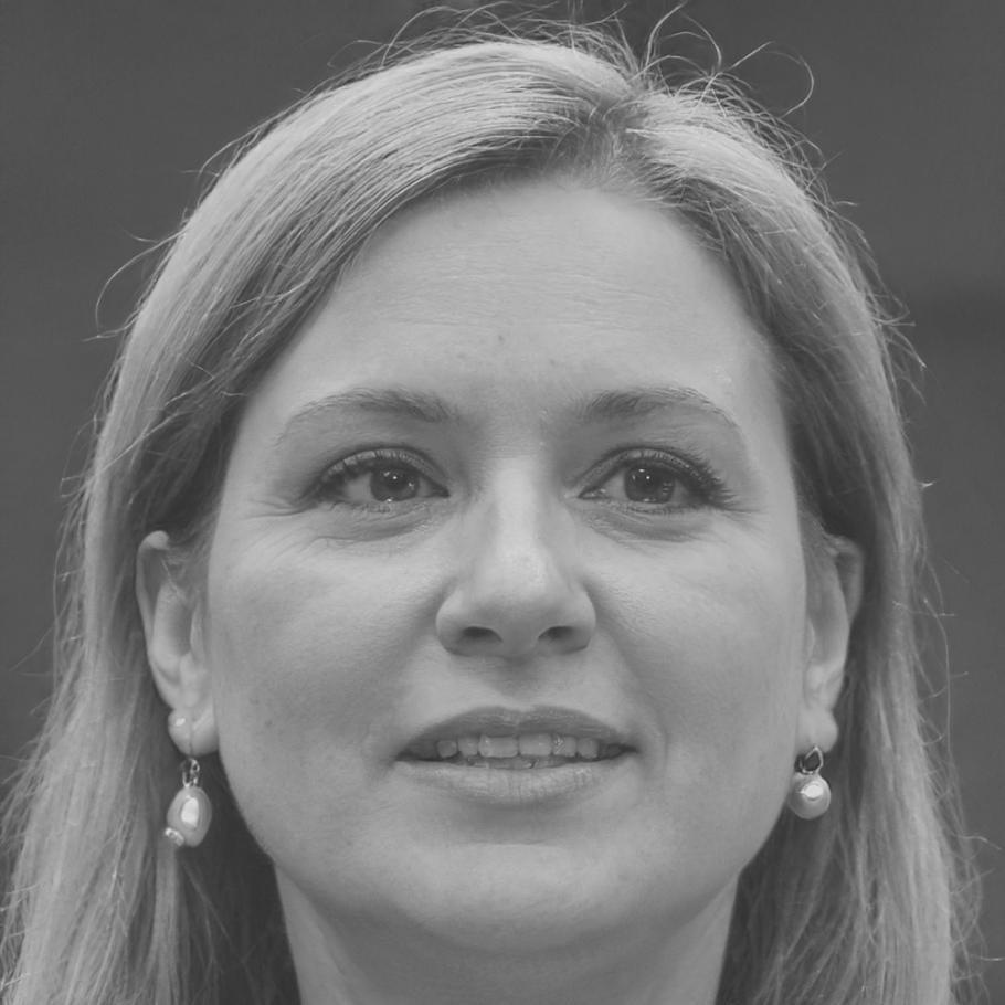 Фотография Айлин Демирель